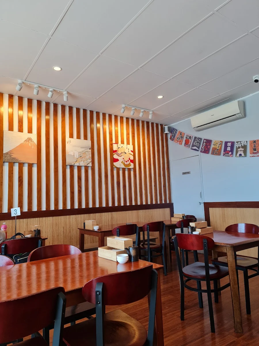 Vibe, JM SUSHI