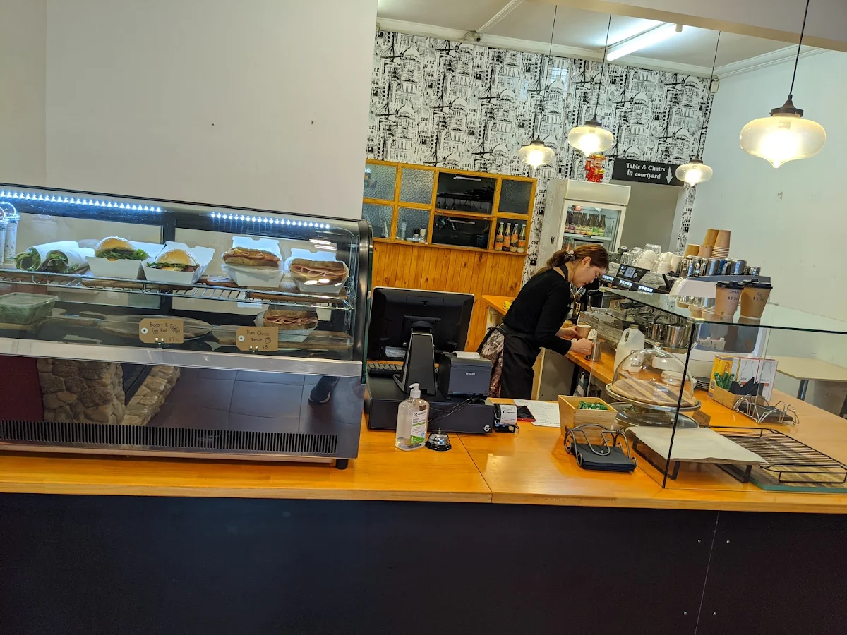 Vibe, The Old Dog Cafe
