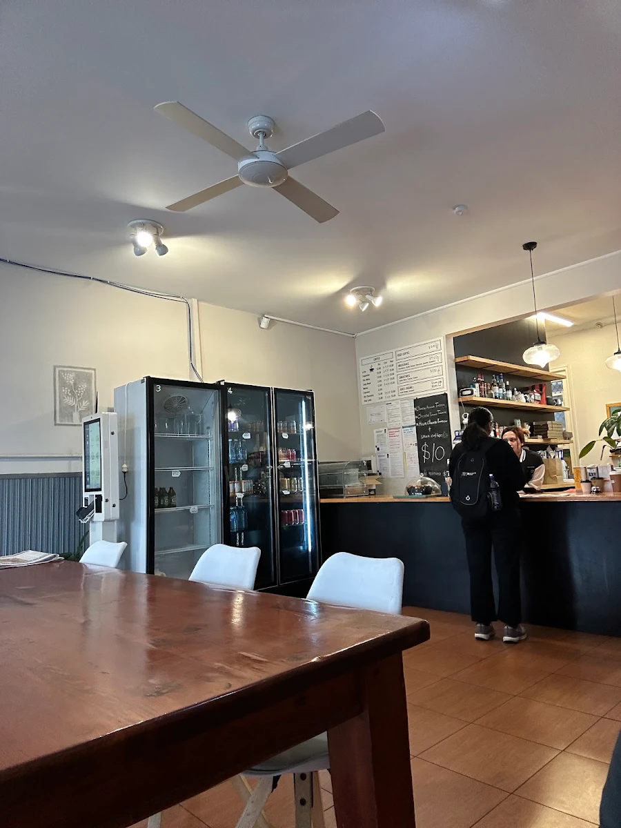 Vibe, The Old Dog Cafe
