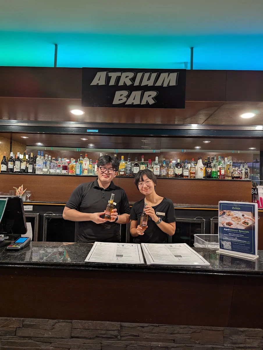 Vibe, Atrium Restaurant & Bar