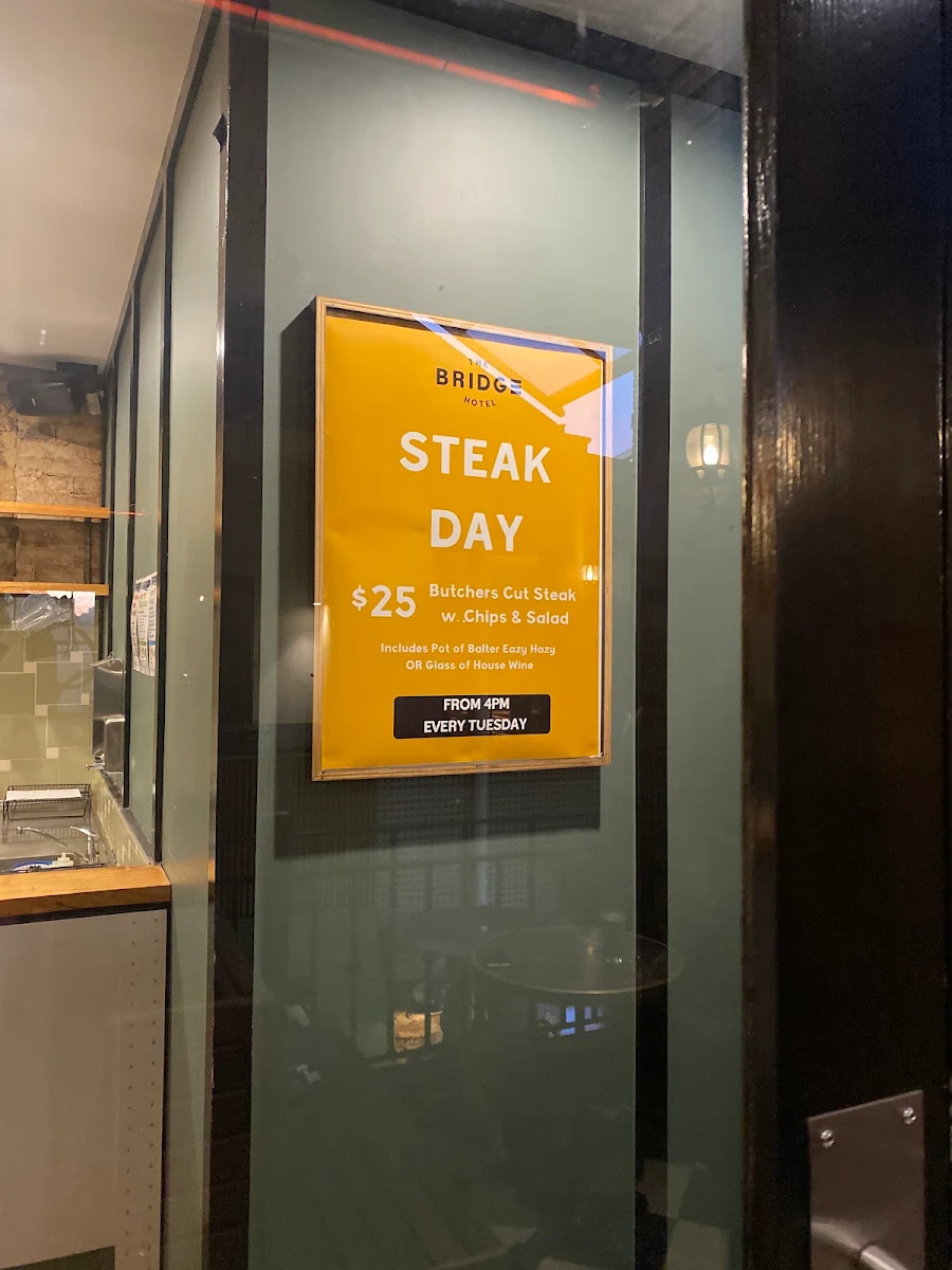 Menu, Bridge Hotel