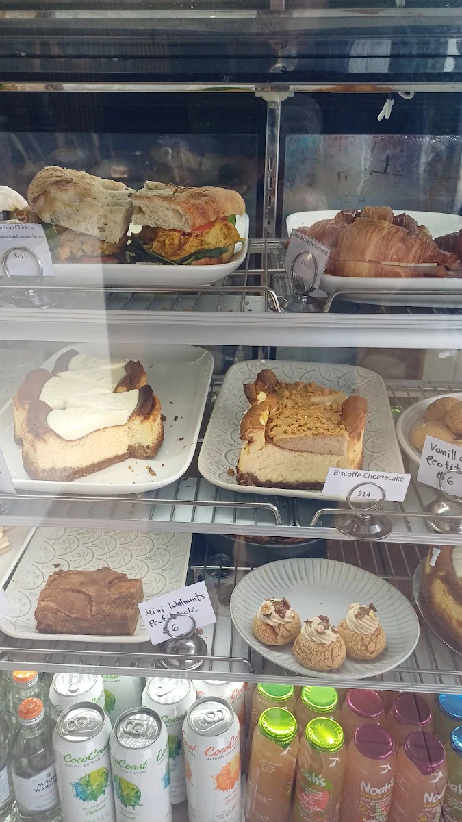 Vibe, Lehem Bread house