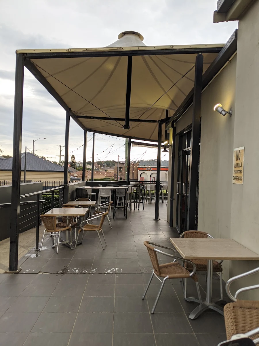 Vibe, The Gates Hotel