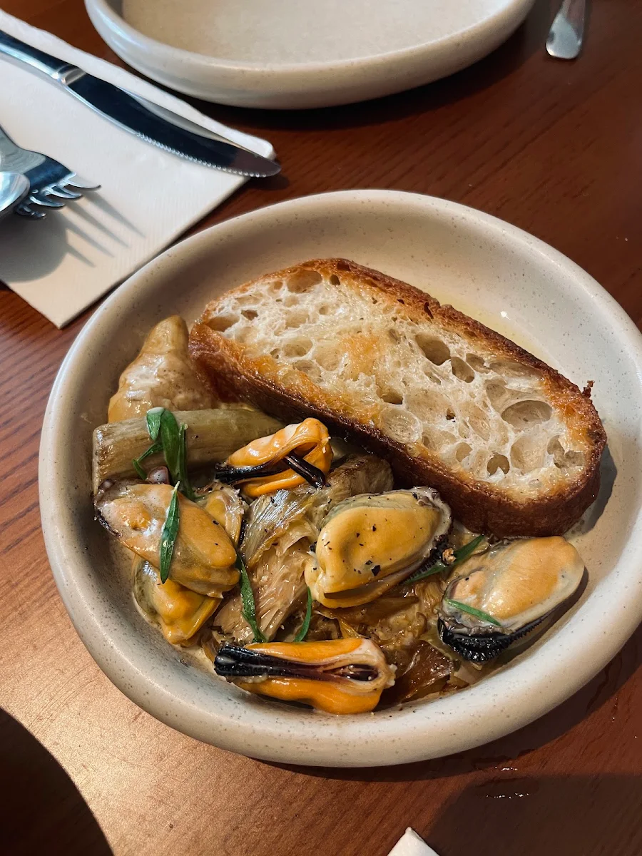 Food & drink, Café Loulou