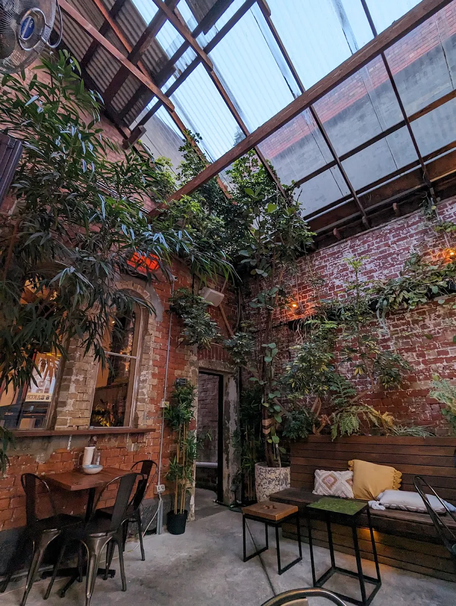 Vibe, The Hall Brunswick