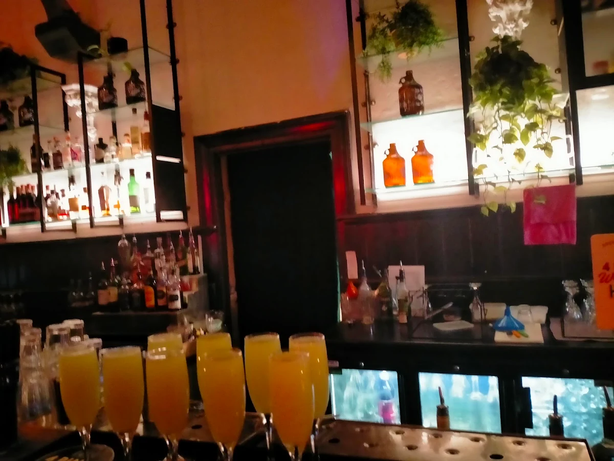 Vibe, The Hall Brunswick