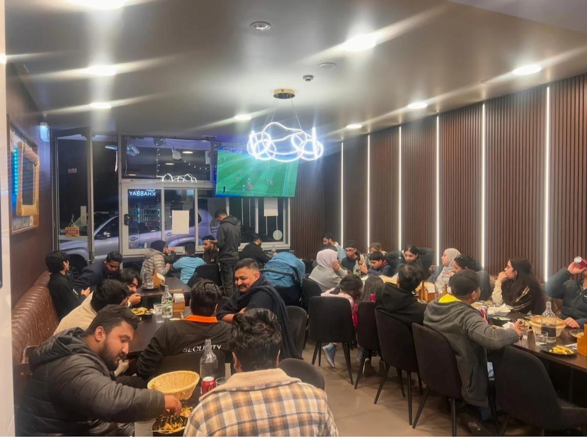 Vibe, Lahori khabbay Restaurant (Open till late at night)