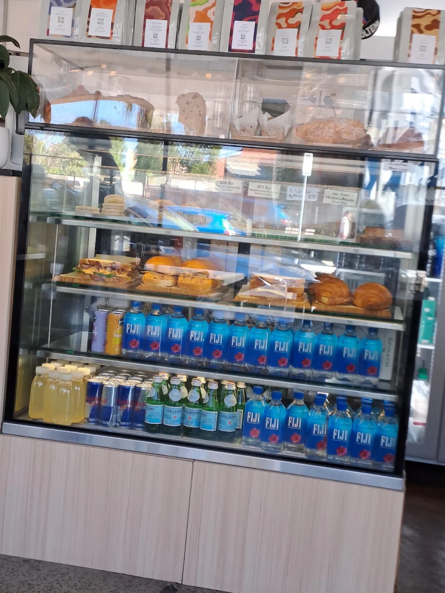 Vibe, Tailored Cafe