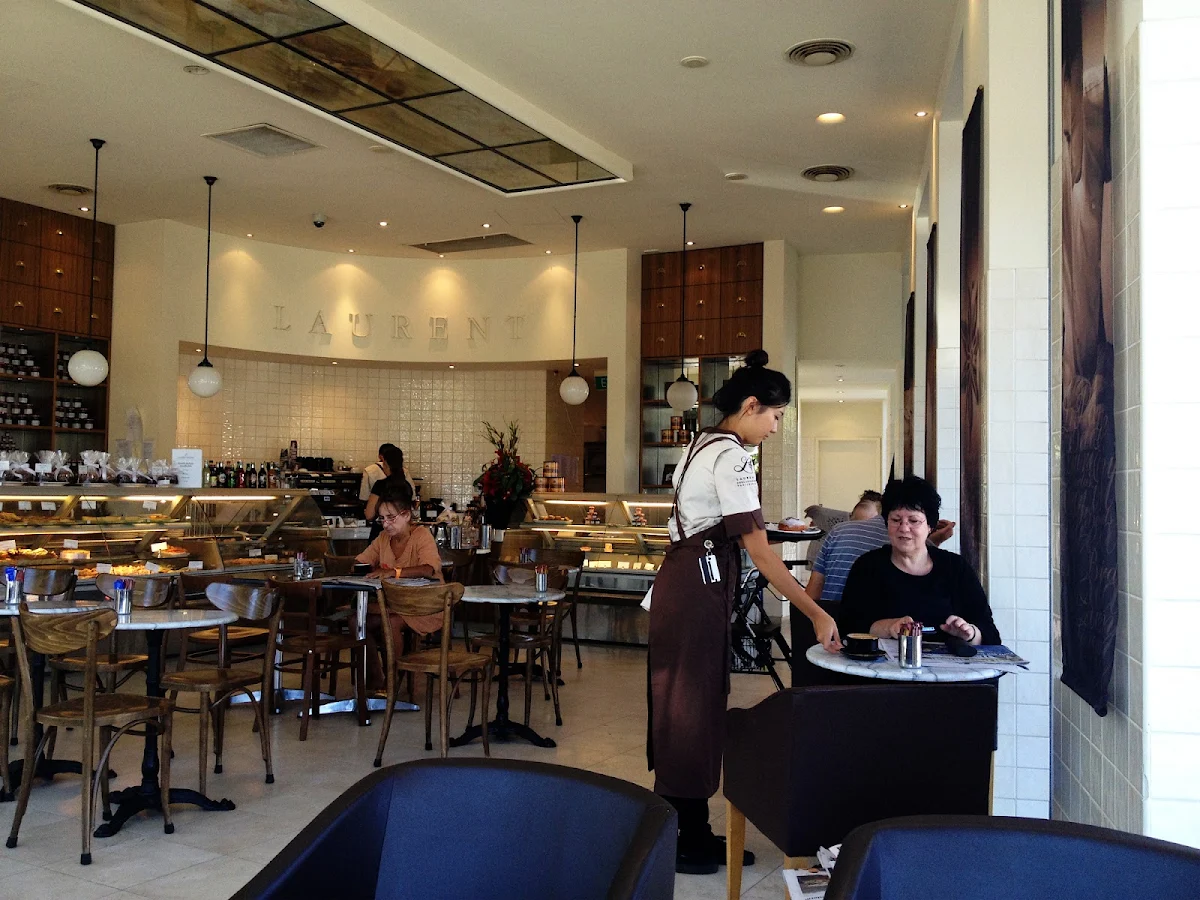 Vibe, Laurent Bakery Albert Park