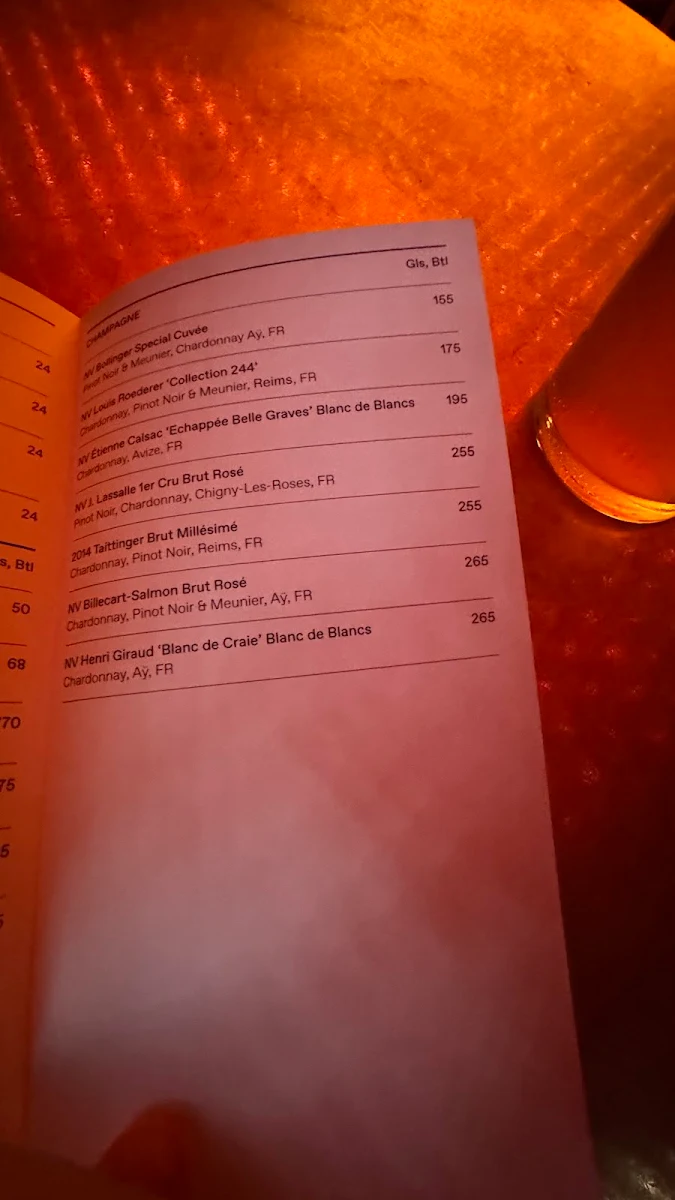 Menu, Music Room