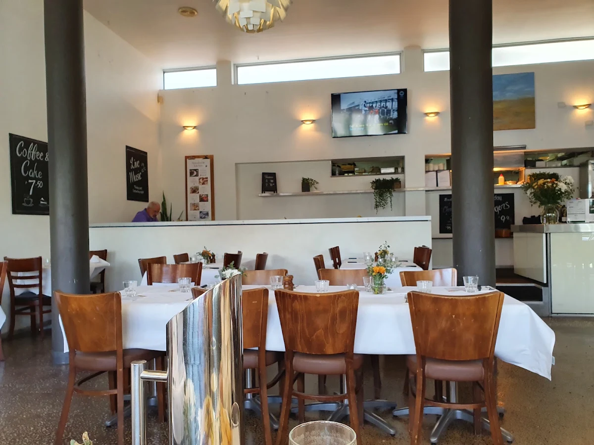 Vibe, Indooroopilly Hotel