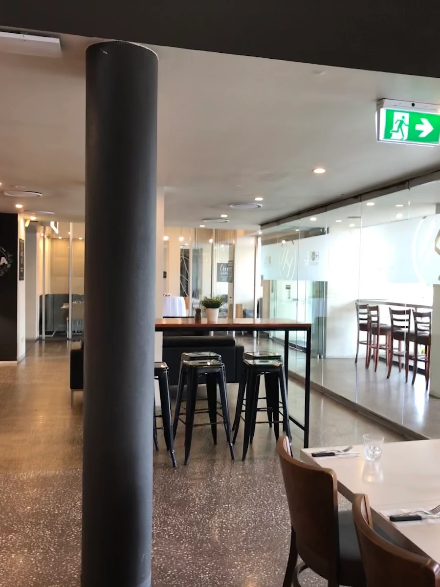 Vibe, Indooroopilly Hotel