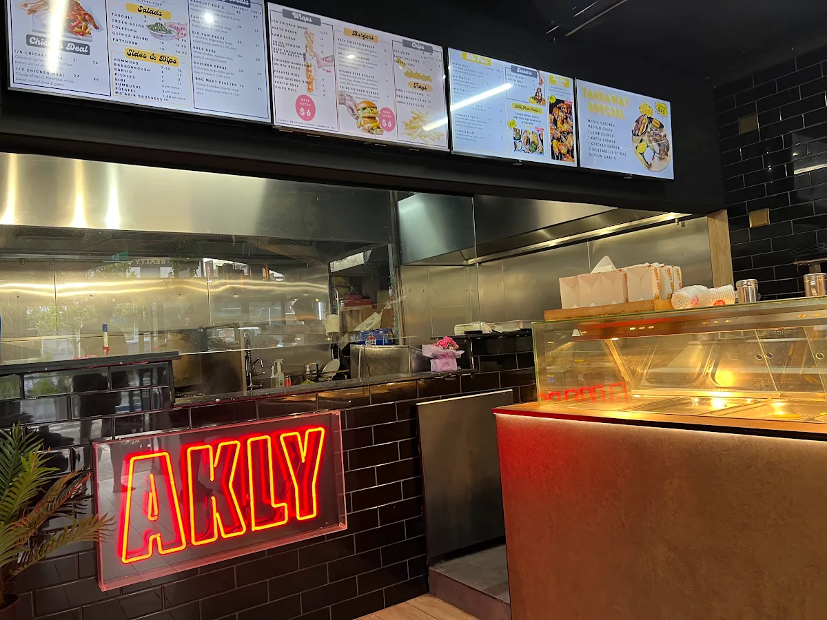 Vibe, Akly Charcoal Chicken