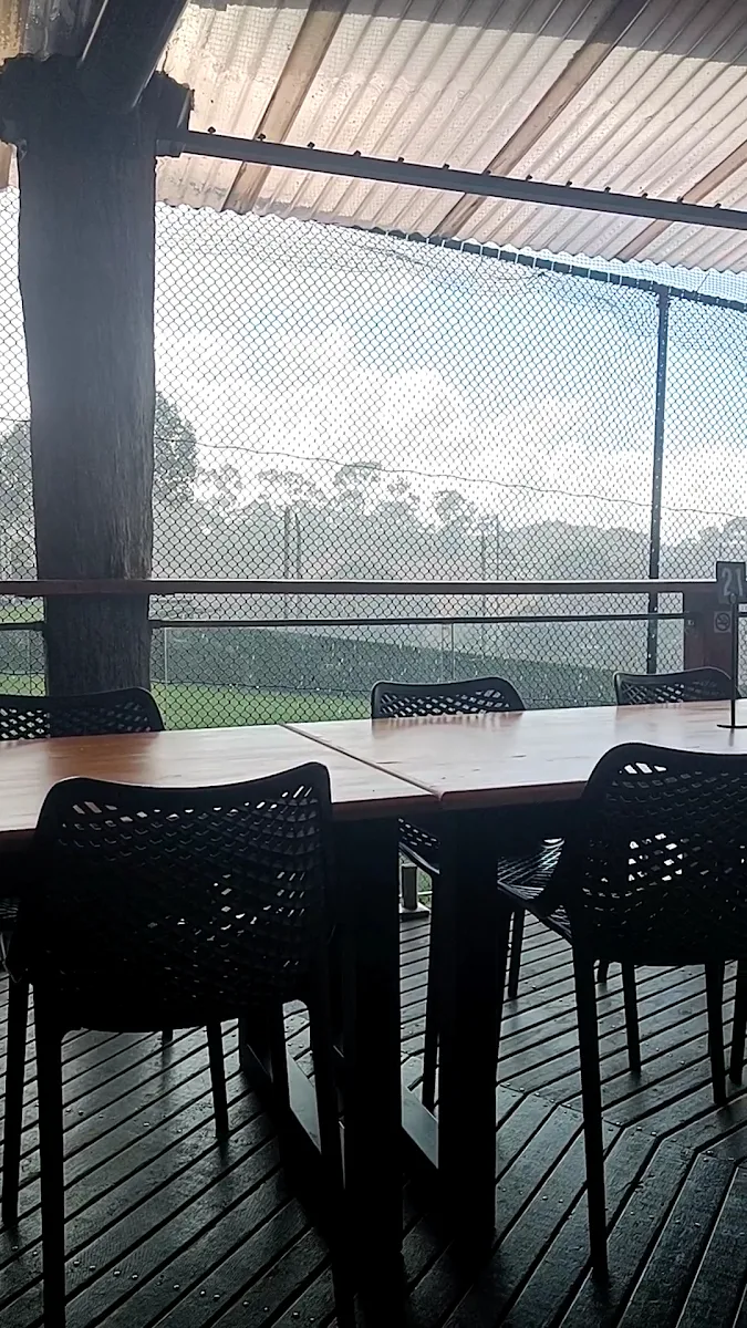 Vibe, Plenty Views Bar Restaurant