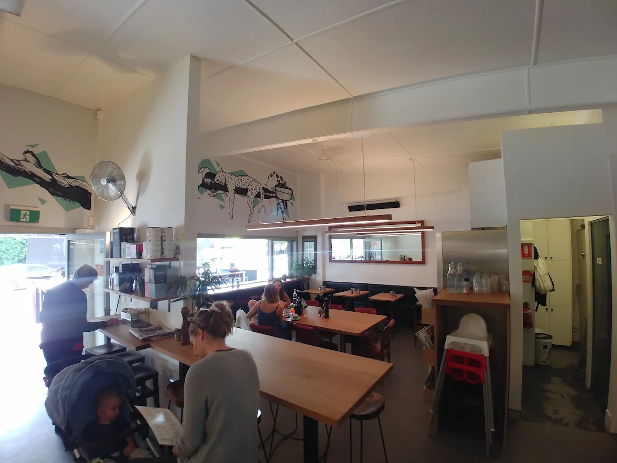 Vibe, Roseberry Street Cafe