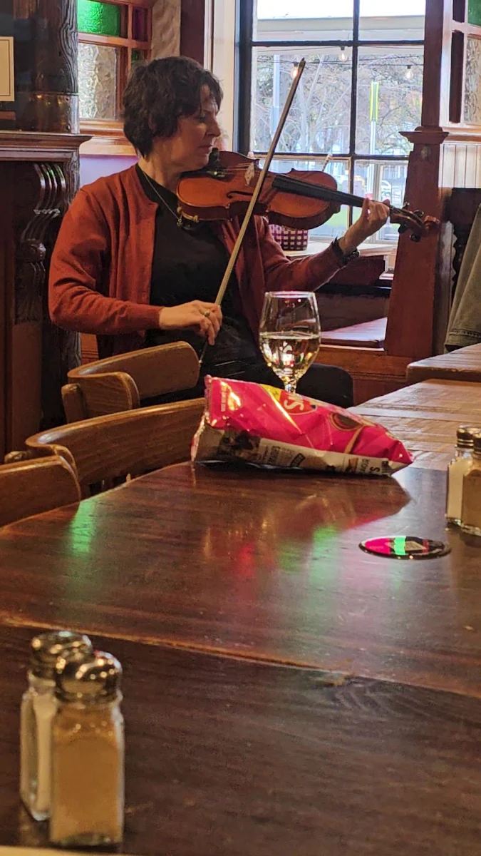 Vibe, Irish Murphy's Hobart