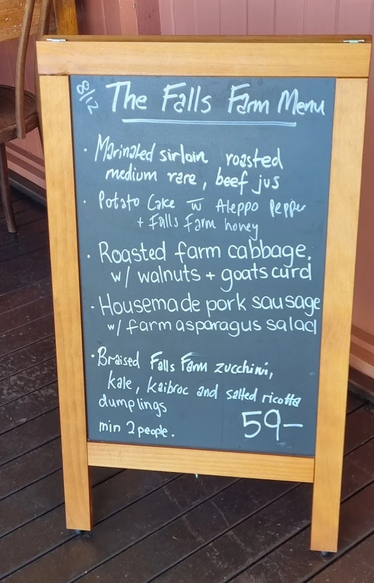 Menu, Mapleton Public House