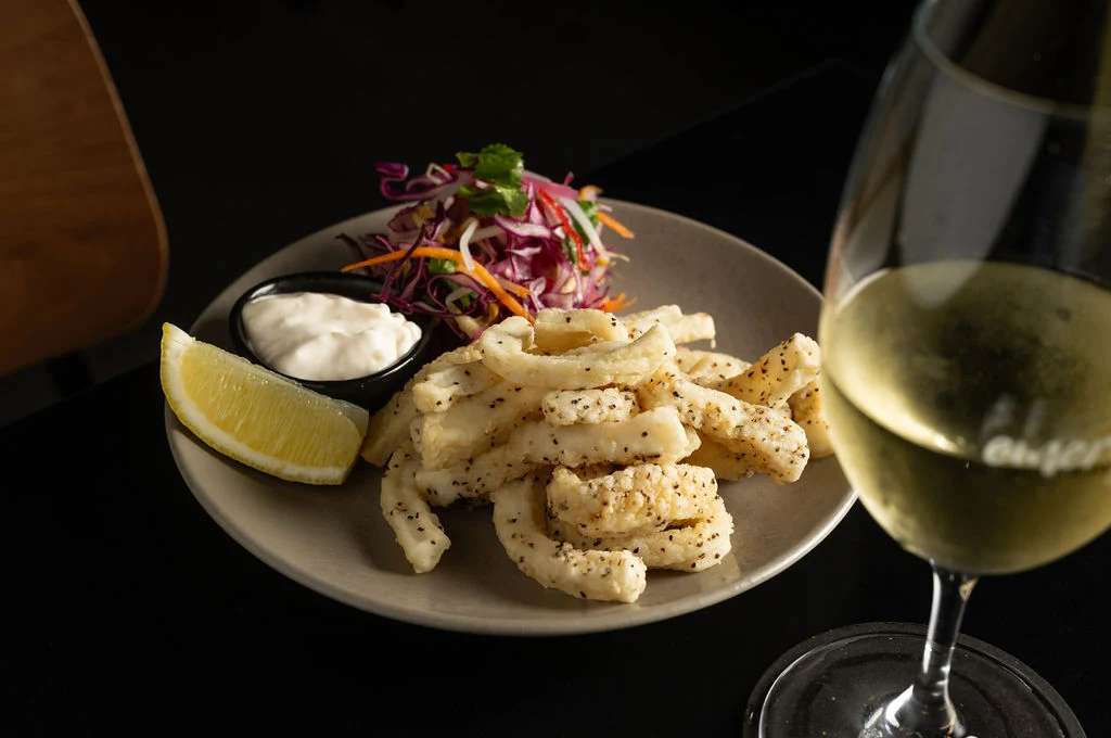 Food & drink, EMERGE STEAKHOUSE
