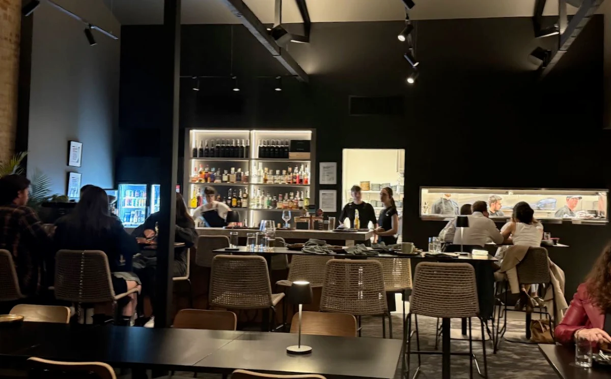 Vibe, EMERGE STEAKHOUSE