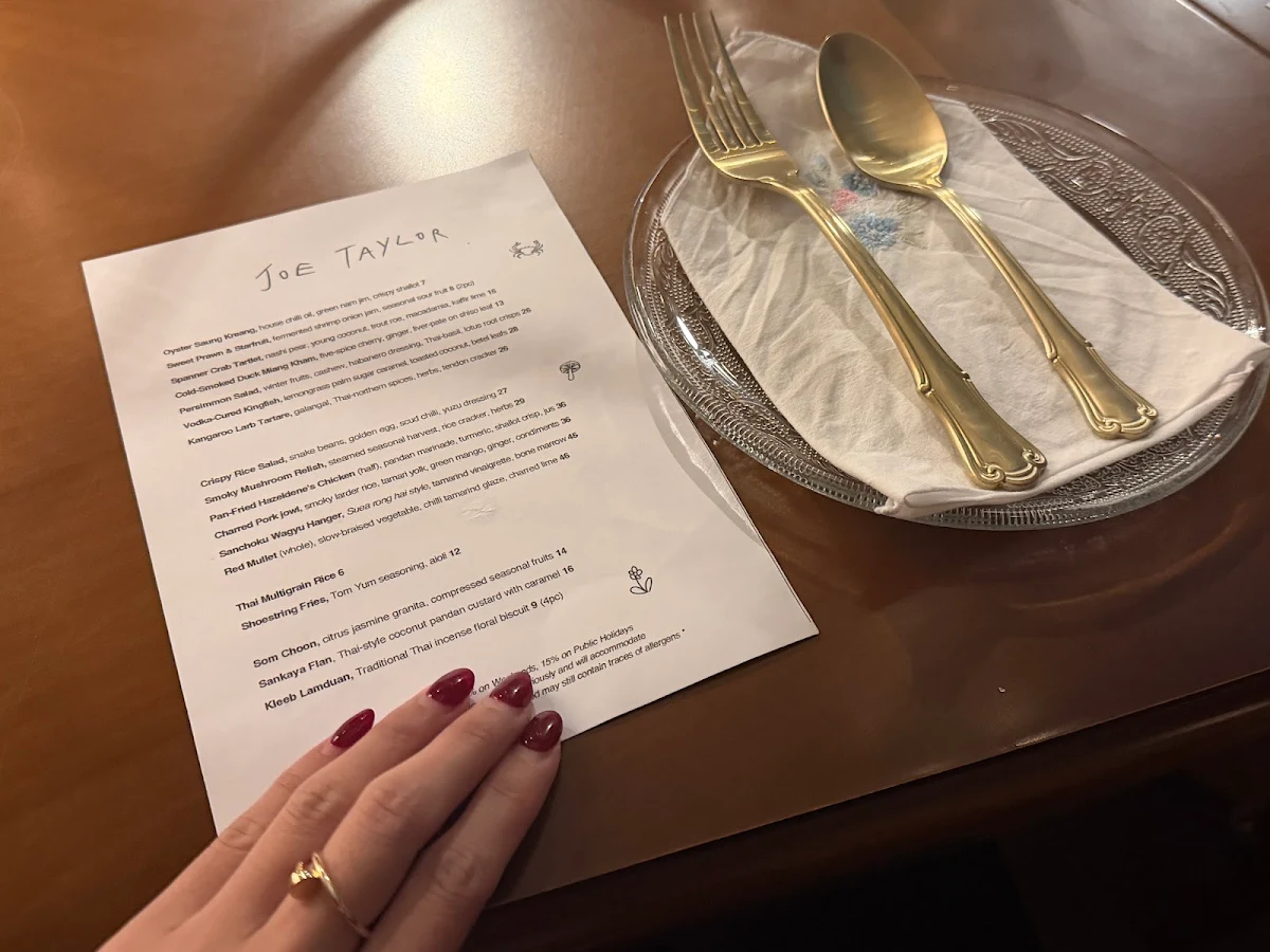 Menu, Joe Taylor