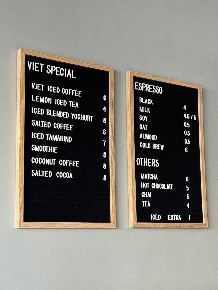 Menu, Midside Bakery