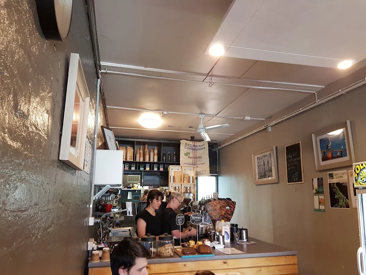 Vibe, Cafe Lugano