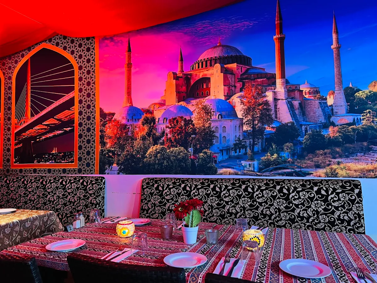 Vibe, Little Istanbul Place
