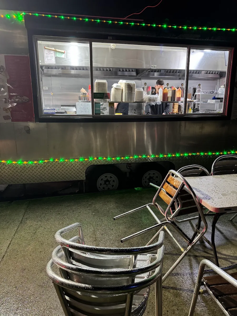 Vibe, Monster Kebab Endeavour Hills