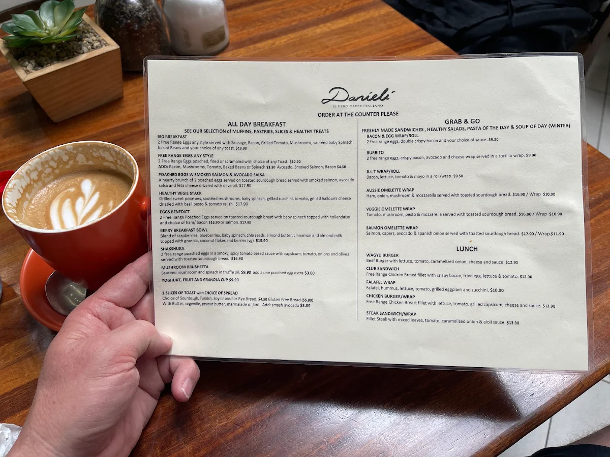 Menu, Danieli Cafe
