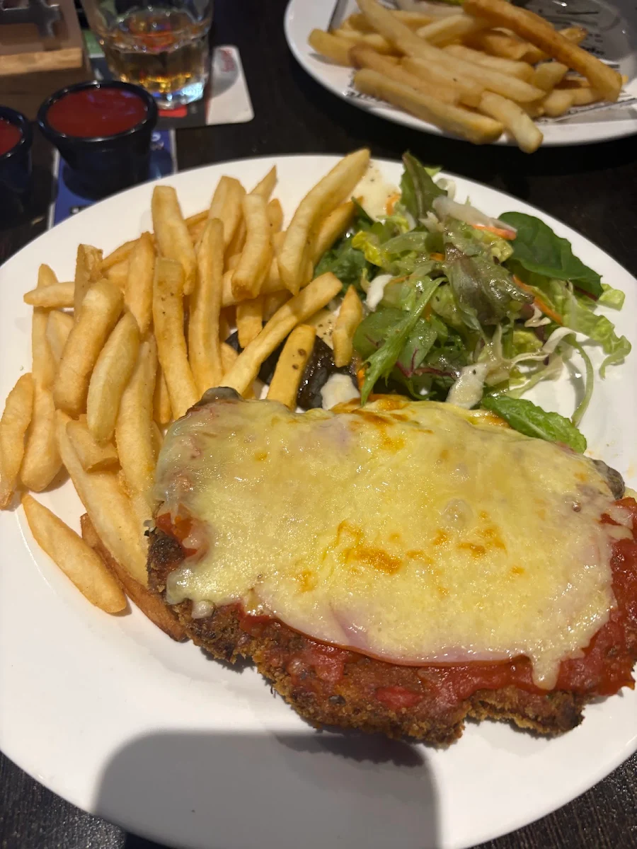 Food & drink, Olinda Creek Hotel