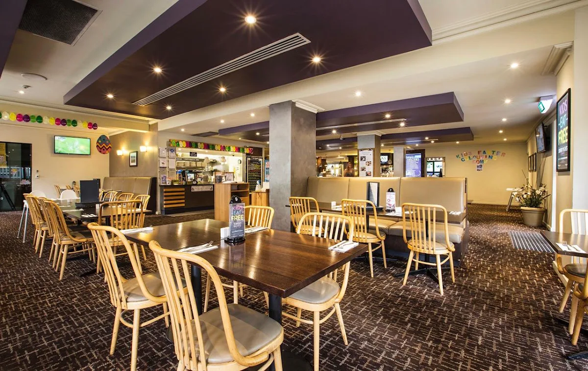 Vibe, Olinda Creek Hotel