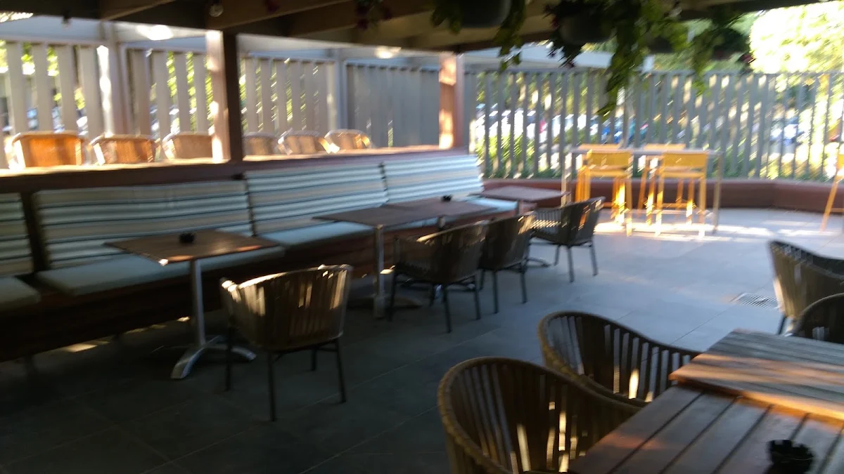 Vibe, Olinda Creek Hotel