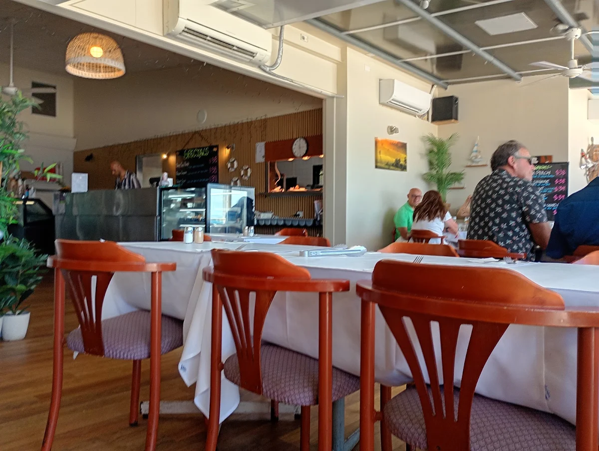 Vibe, Csalt On The Beach Restaurant
