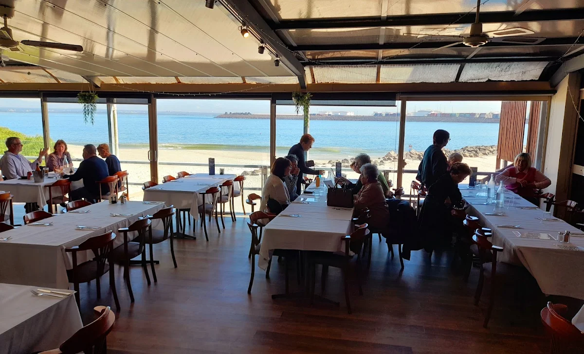 Vibe, Csalt On The Beach Restaurant