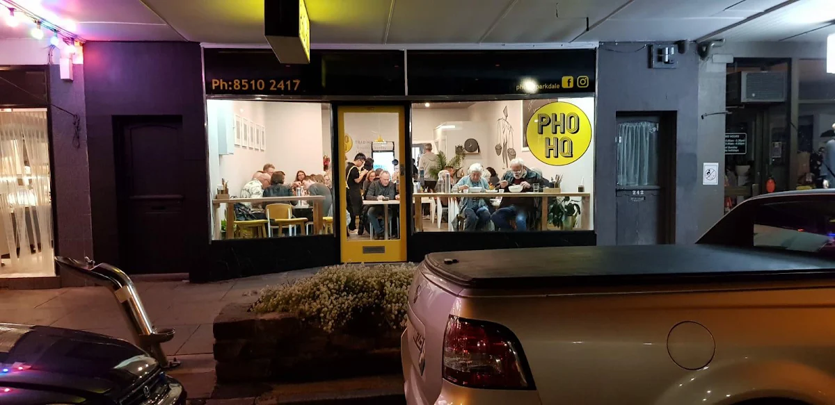 Vibe, Pho HQ