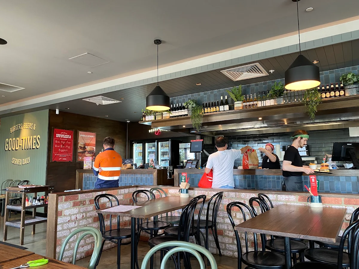 Vibe, Grill'd Burgers - Kingsway