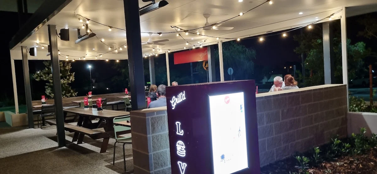 Vibe, Grill'd Burgers - Kingsway