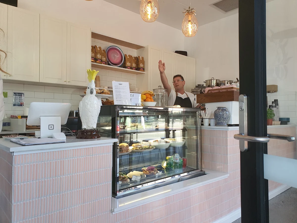 Vibe, Somerset Eatery