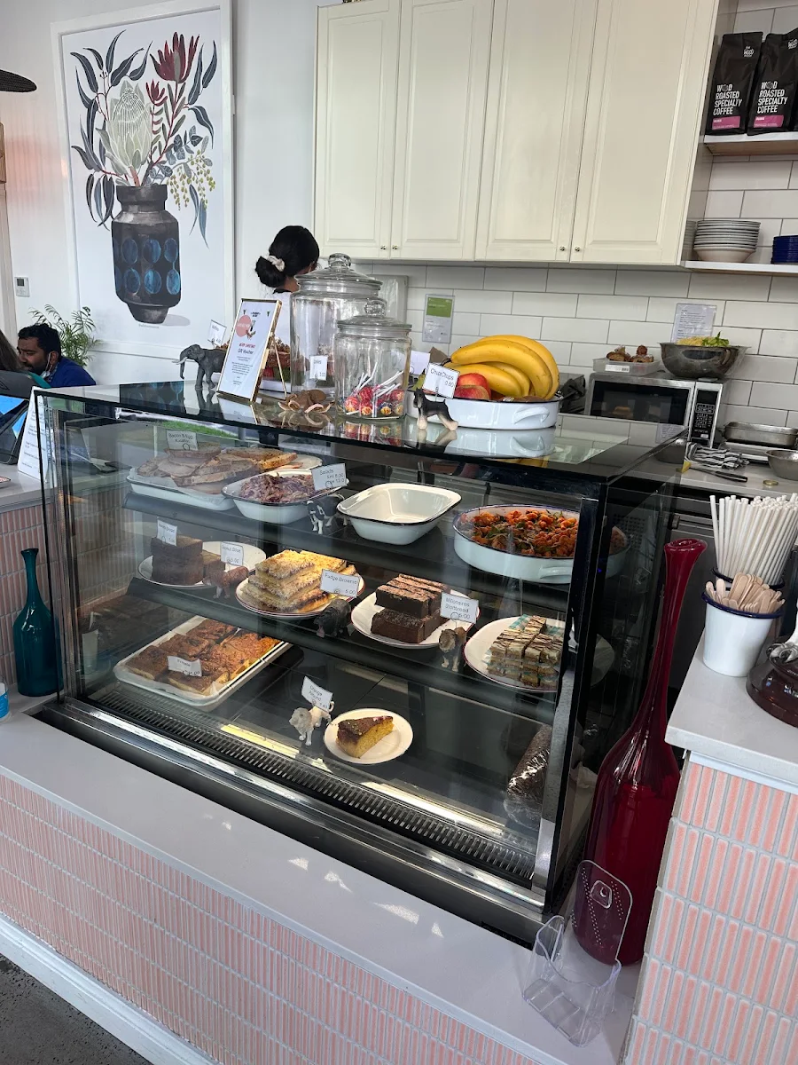 Vibe, Somerset Eatery