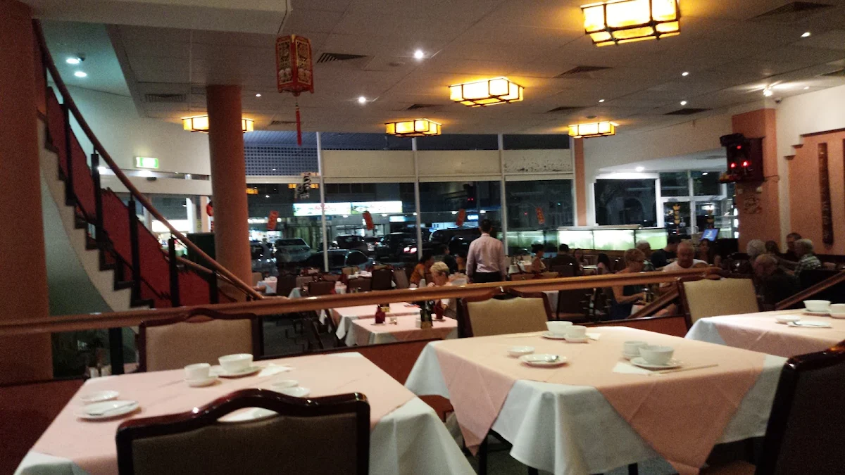 Vibe, Golden Boat Chinese Restaurant