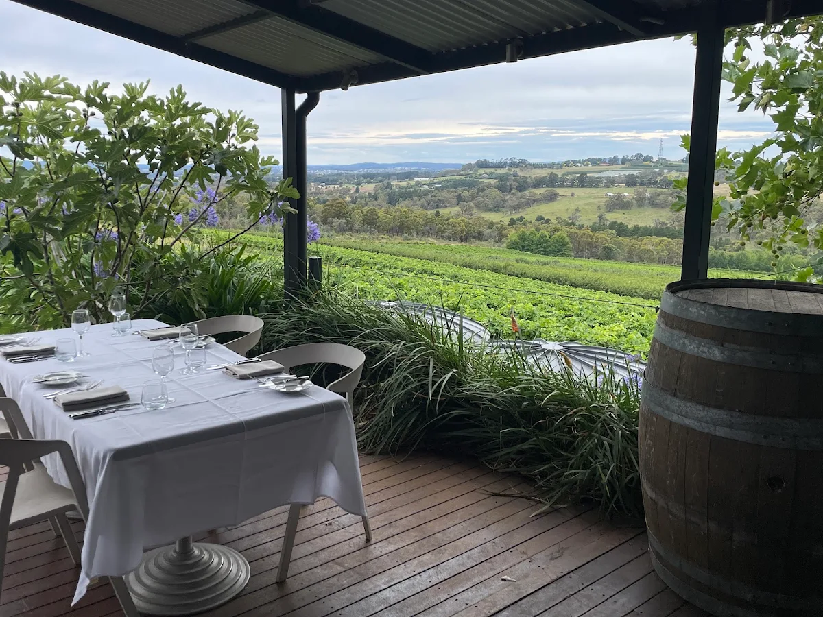 Vibe, Sister's Rock Restaurant