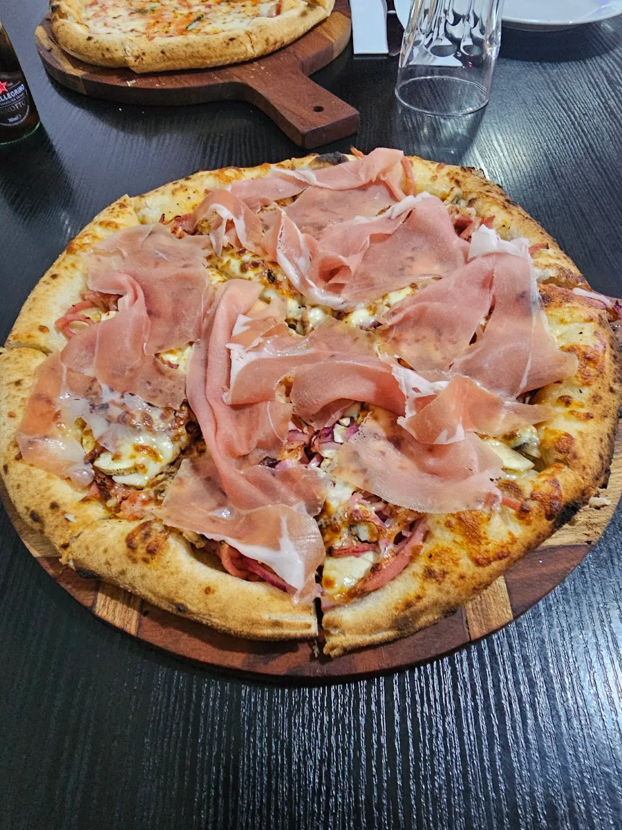Food & drink photo 2