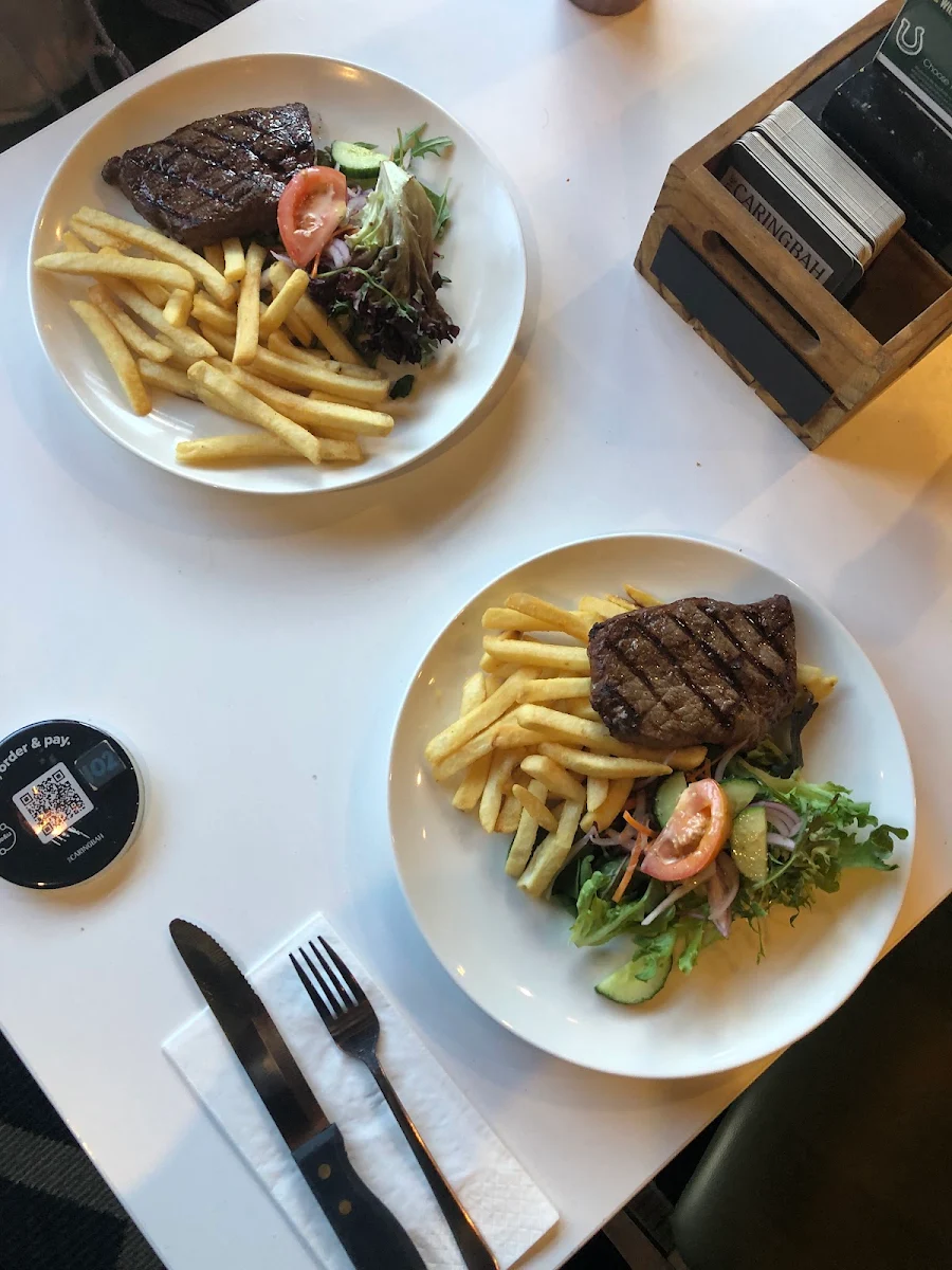 Food & drink, Caringbah Hotel