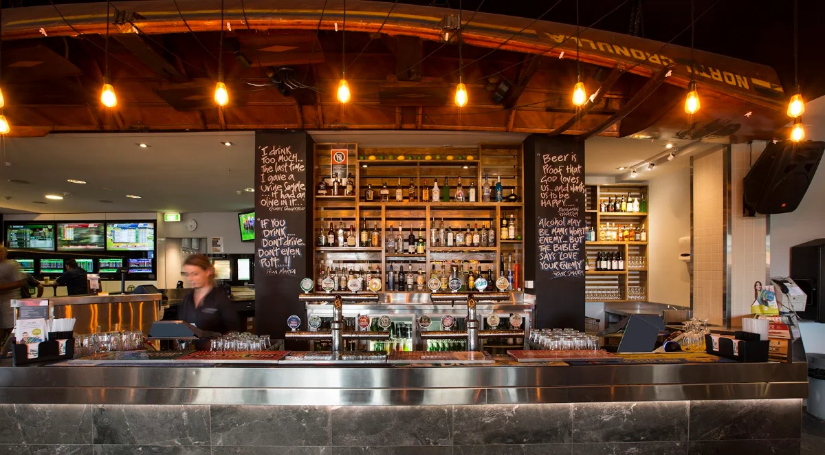 Vibe, Caringbah Hotel