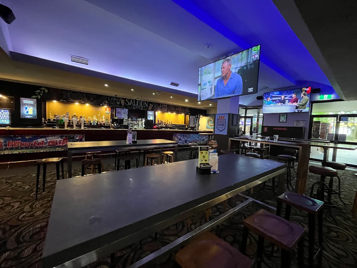 Vibe, Caringbah Hotel