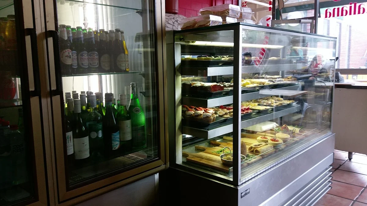 Vibe, Pierross Italian Coffee, Cake & Pizza