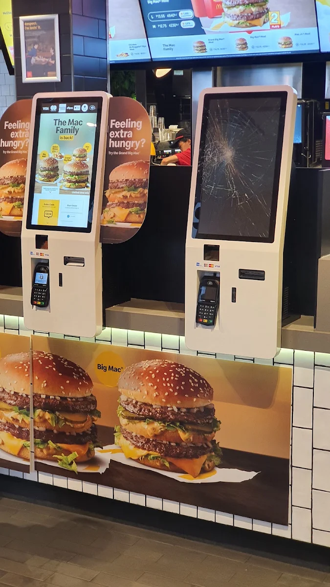 Menu, McDonald's Sydney Gateway