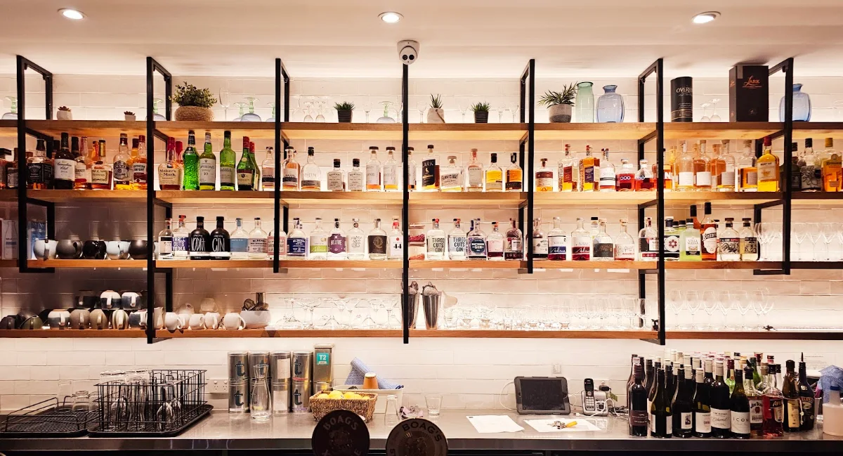 Vibe, Bluestone Bar & Kitchen
