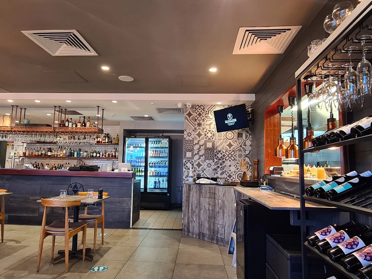 Vibe, Bluestone Bar & Kitchen