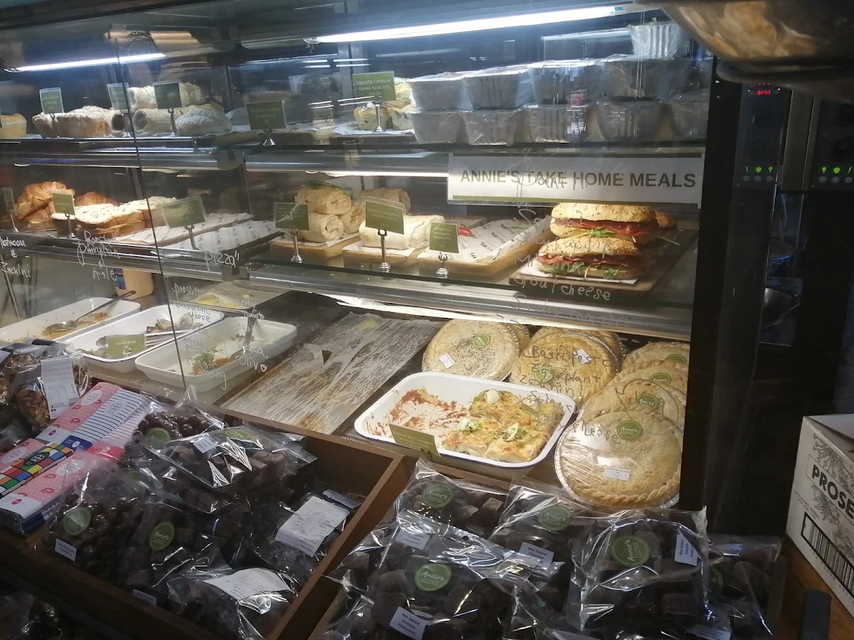 Vibe, Annie's Provedore & Produce Store